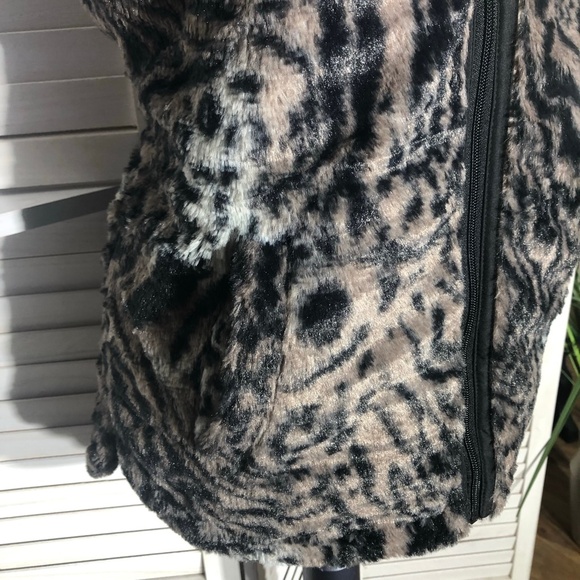 Vintage Y2K reversible Vest Animal Print Faux Fur Cinch Quilted Black/Brown L - Picture 10 of 14